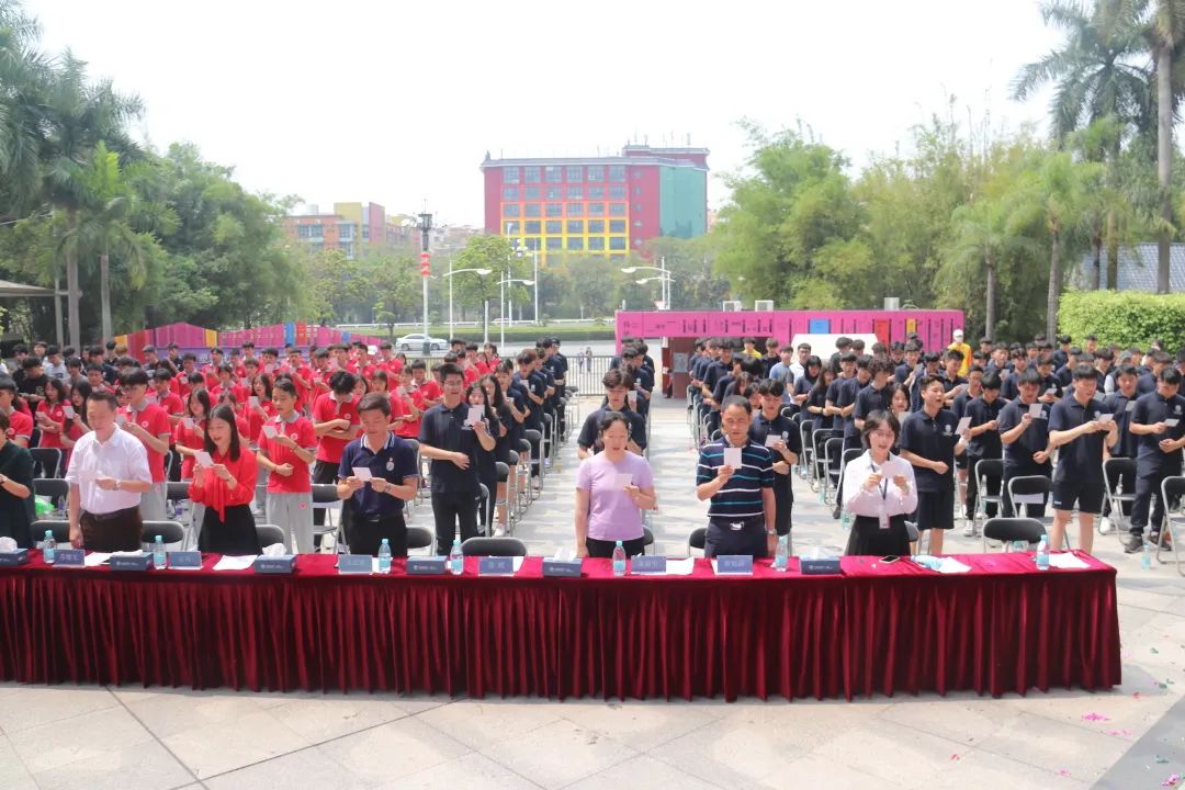 春暖花开日，正是读书时 | 我校书香节读书月活动启动啦！