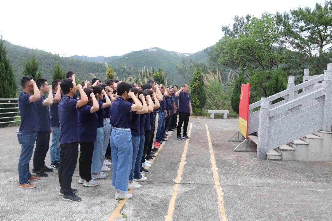 学党史悟思想 | 重走红军路 踏青学党史！梅州分校开展党史学习教育主题活动