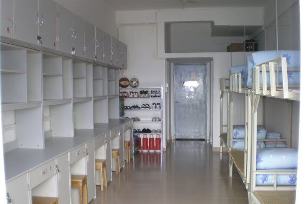 白云工商高级技工学校宿舍-广东技校排名网