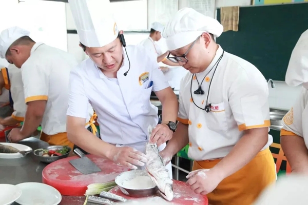 梅州有哪些中专学校有厨师专业-广东技校排名网