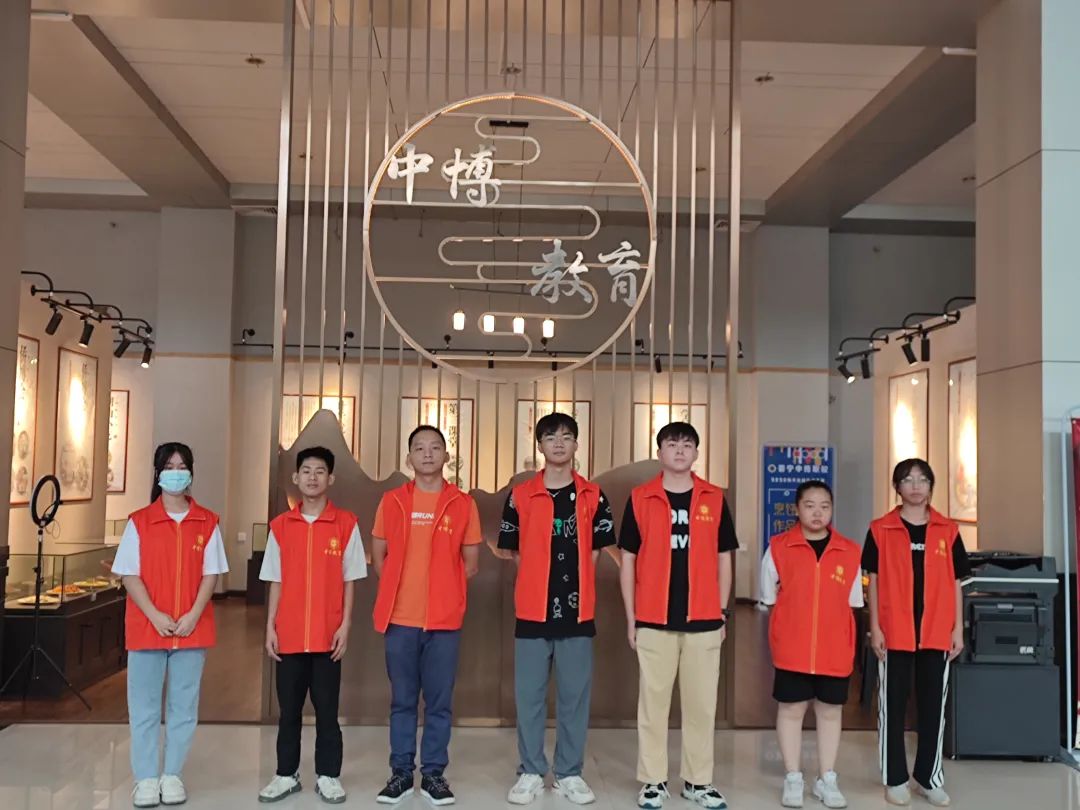 普宁中博职校青年战疫志愿突击队在行动-广东技校排名网