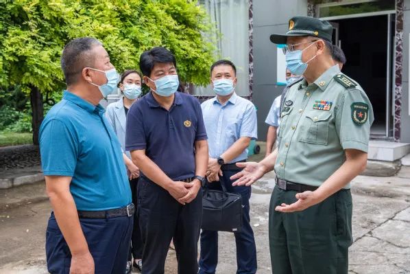 济南市委常委李鹏一行莅临山东外事职业大学济南校区督导调研疫情防控工作-广东技校排名网