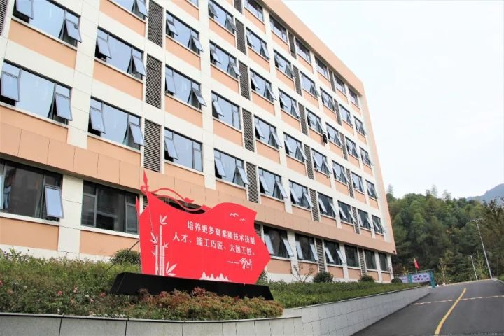 杭州润匠科技技工学校2022招生简章（招生专业、报名方式）-广东技校排名网