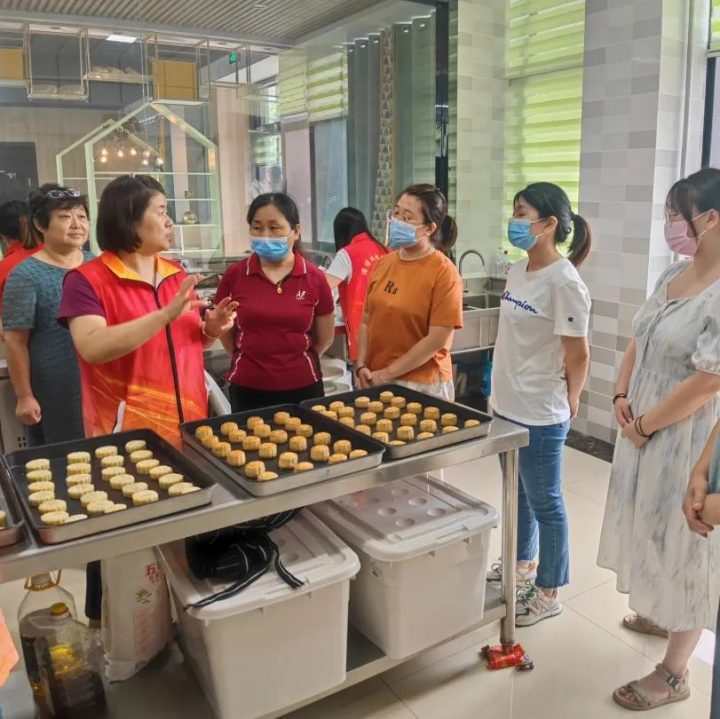 【学校动态】淄博机电工程学校花样面点进社区，共建美好新生活！-广东技校排名网