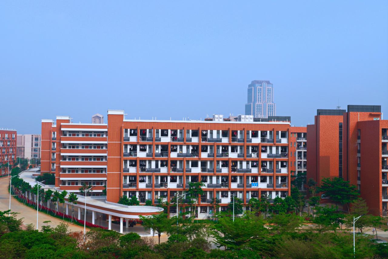 湛江幼儿师范专科学校（附校园环境）-广东技校排名网