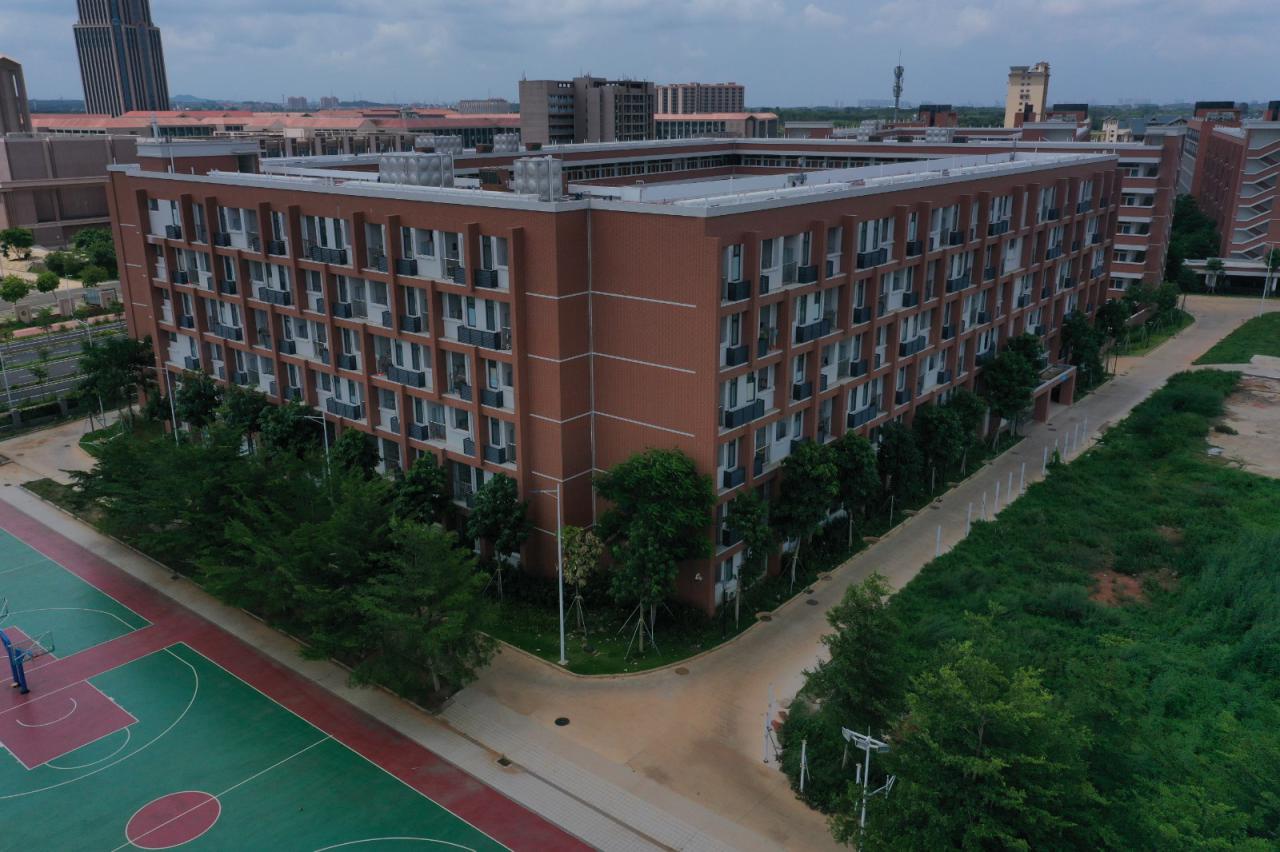 湛江幼儿师范专科学校（附校园环境）-广东技校排名网