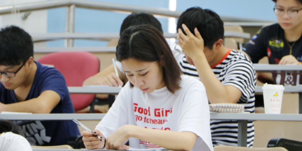 中专三年制是什么学历（三年制中专和五年制中专区别）-广东技校排名网