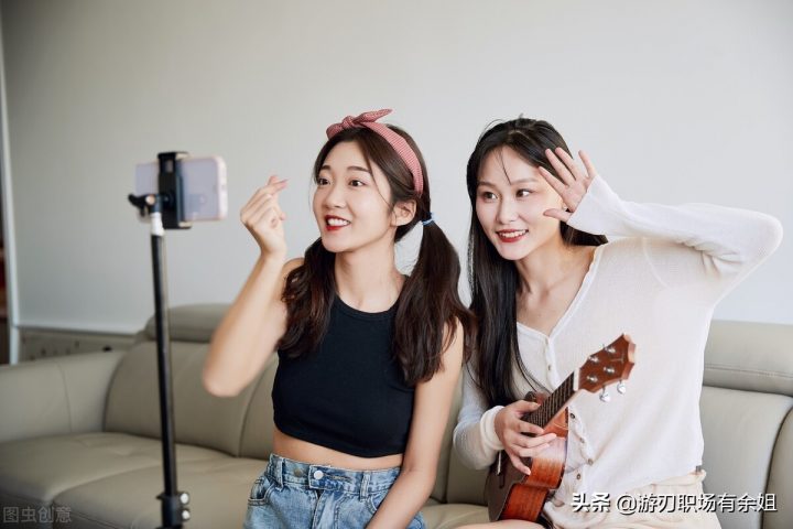 新手做什么直播会比较好（新手做直播的方法和步骤）-广东技校排名网