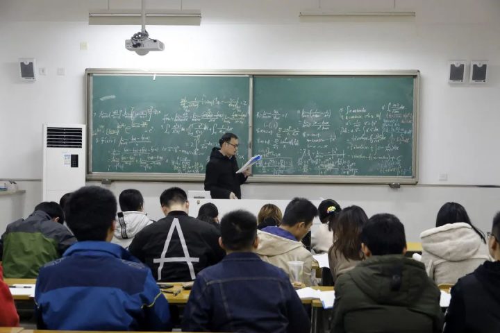 镇江高等专科学校2022年招生简章 附：3+2招生简章-广东技校排名网