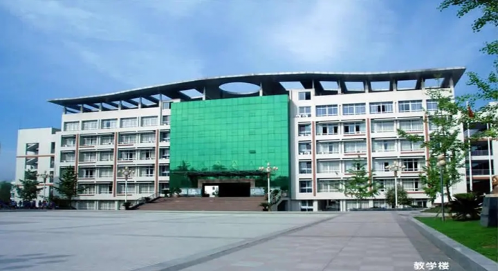 南充最好的中专排名前十名的学校（2023重点中专排名榜一览表）-广东技校排名网