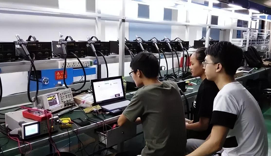 中职什么专业技术含量高?工资高?-广东技校排名网