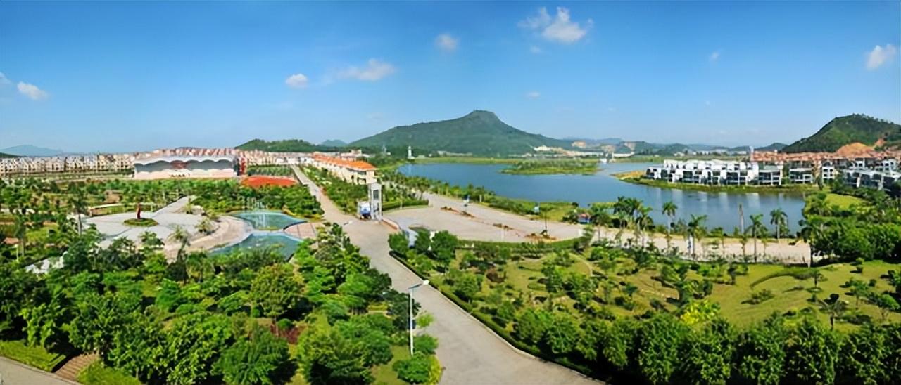 肇庆市科技中等职业学校（附校园风光图片）-广东技校排名网