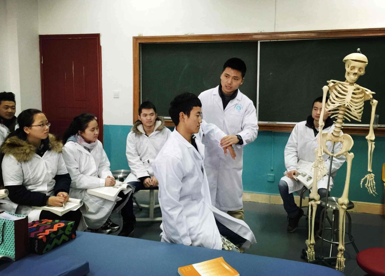 广州中医专业比较好的中专-广东技校排名网