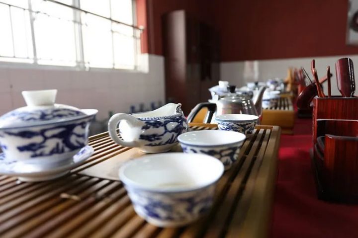 岳阳市第一职业中等专业学校2022年招生简章(唯一一所独立公办职业学校)-广东技校排名网