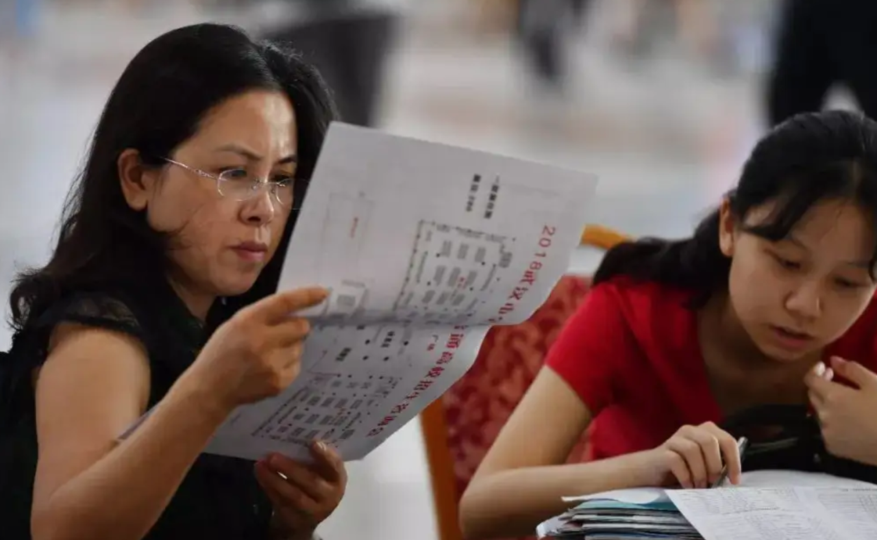 高三学生高考报名怎么报（附高考志愿填报6个技巧）-广东技校排名网