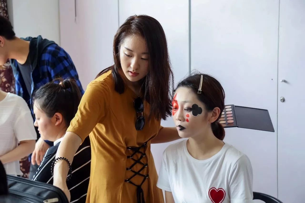 深圳有哪些中专学校有化妆专业-广东技校排名网