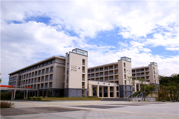 广东青年职业学院（附校园环境）-广东技校排名网