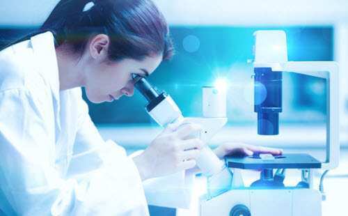 医学检验工资一般多少？医学检验技术是干嘛的就业前景怎么样-广东技校排名网