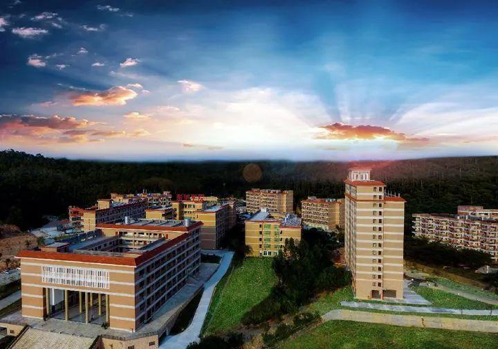 广州东华职业学院(附校园环境图片)-广东技校排名网