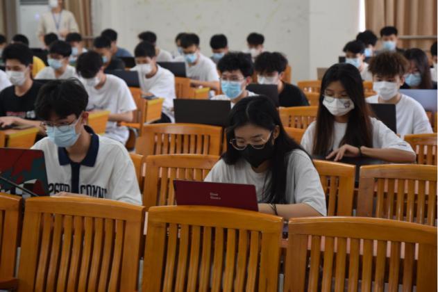 广州华商职业学院(附招生专业)-广东技校排名网