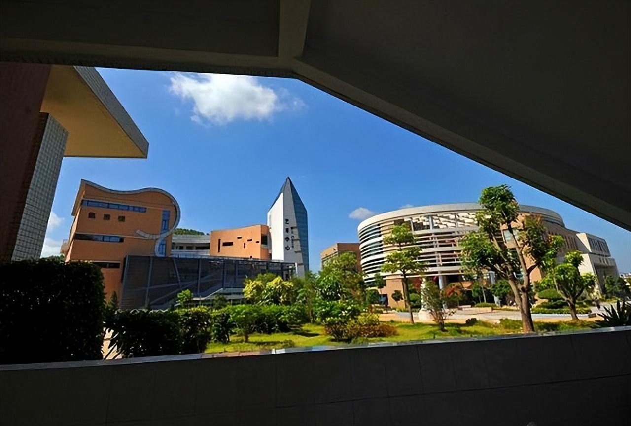 肇庆市科技中等职业学校（附校园风光图片）-广东技校排名网