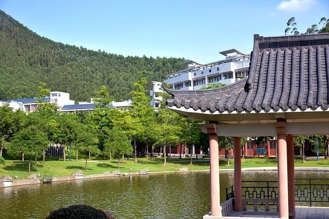 肇庆市科技中等职业学校（附校园风光图片）-广东技校排名网