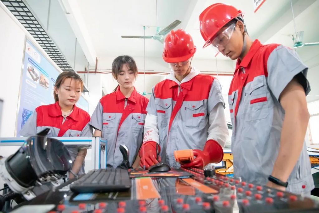 广东建筑施工职业技校-广东技校排名网