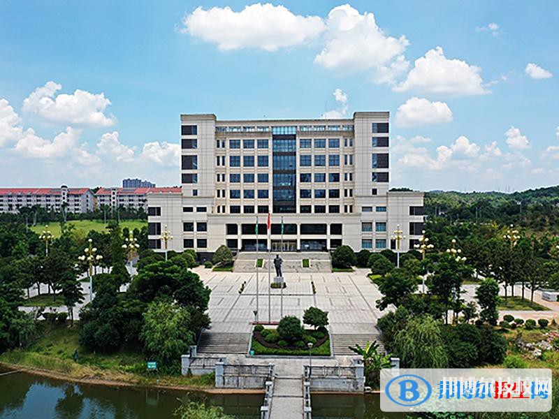 肇庆工业贸易学校2023年地址在哪里-广东技校排名网