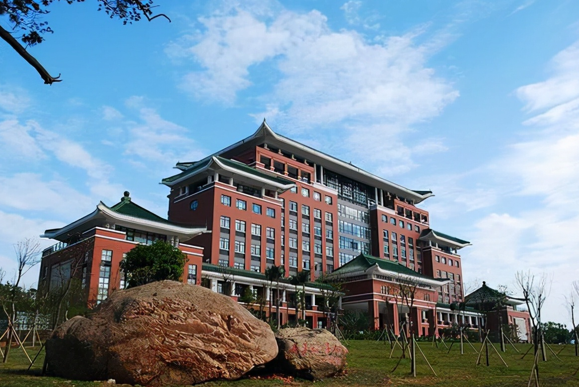 华南农业大学是211重点大学吗?(附2022年招生计划)-广东技校排名网