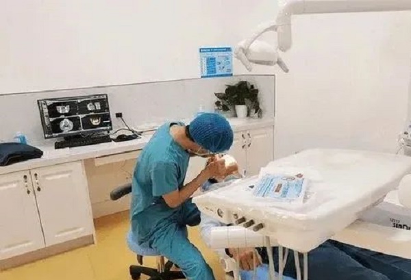 广东中专哪些学校有口腔医学专业-广东技校排名网