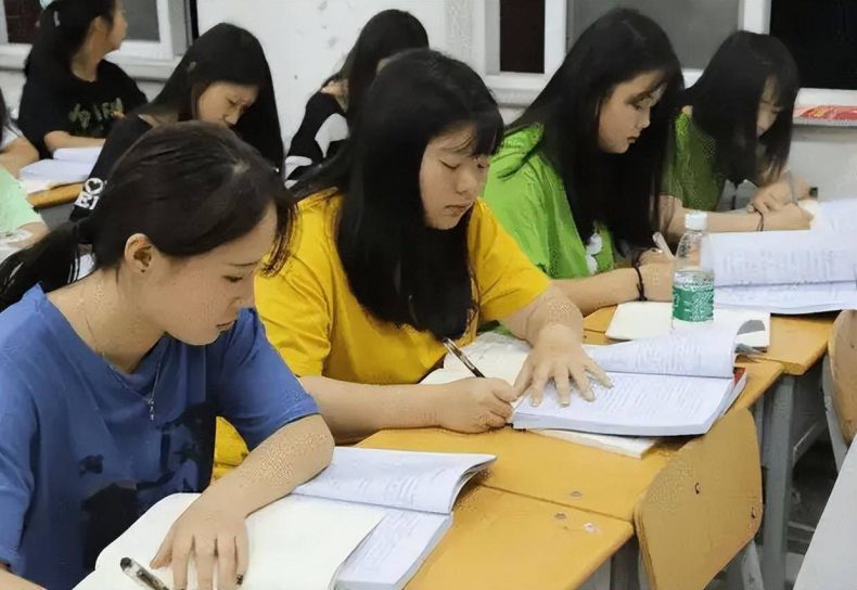 沧州师范学院算好大学吗(附:2022年招生计划)-1 沧州师范学院算好大学吗(附:2022年招生计划)-广东技校排名网