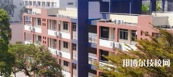 李伟强职业技术学校2023年地址在哪里-广东技校排名网