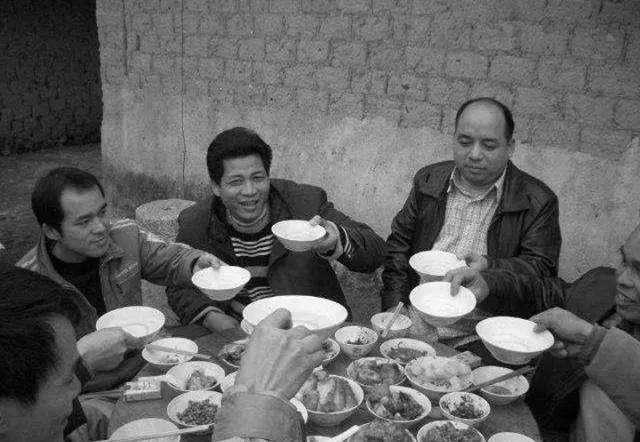 30年前的中专究竟有多难考？中专学历能和如今的本科学历媲美吗？-广东技校排名网