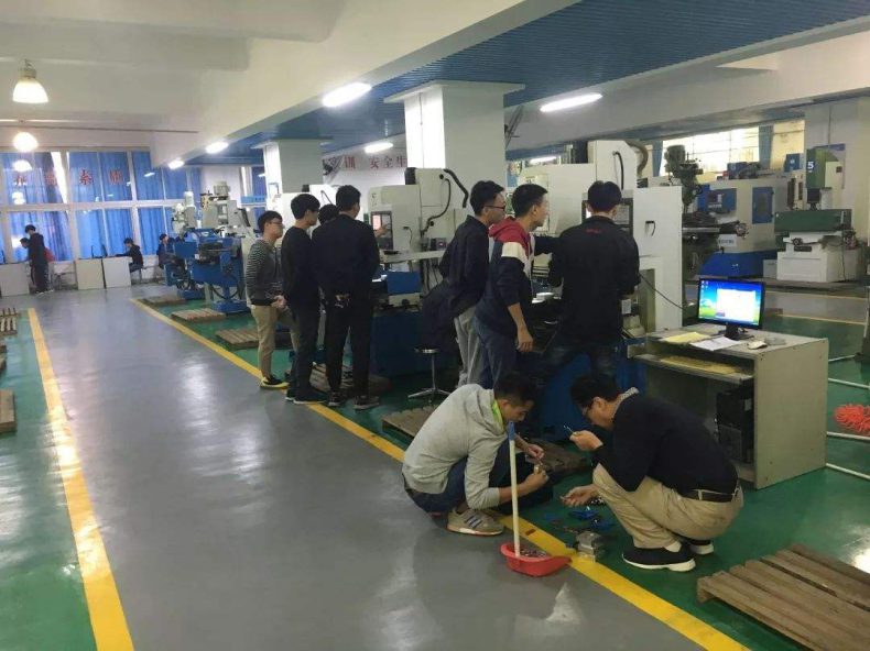 模具制造技术是学什么?行业现状及就业前景怎么样?-1 模具制造技术是学什么?行业现状及就业前景怎么样?-广东技校排名网
