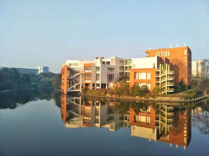 南昌大学哪些专业比较好-历年分数线是多少-1 南昌大学哪些专业比较好-历年分数线是多少-广东技校排名网