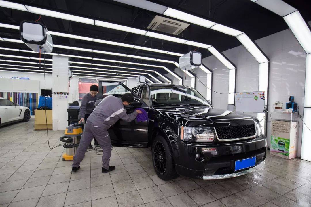 新能源汽修哪家学校好-广东技校排名网