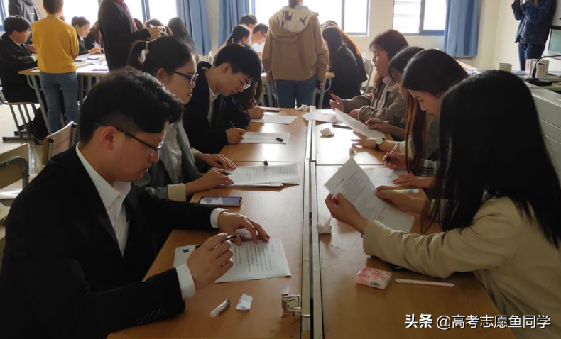 大专男生最吃香的十大专业？专科专业有哪些？如何选择大专专业？-1