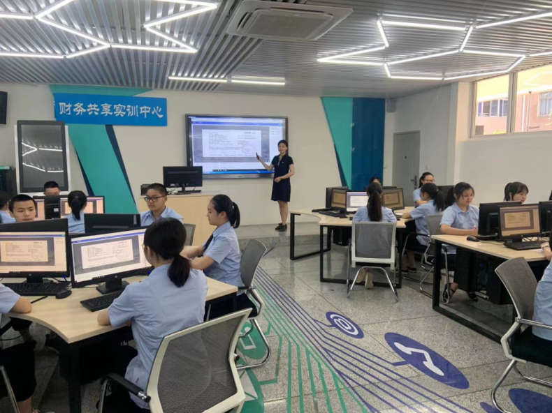 成都最好的职高学校有哪些（附：成都大专院校排名）-1