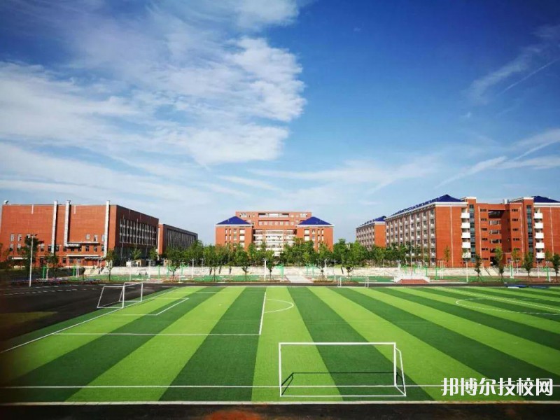 鹤山市职业技术学校2023年报名条件、招生要求、招生对象-广东技校排名网