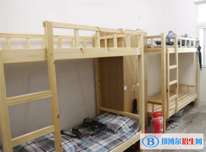 曲靖市师宗职业技术学校2023年宿舍条件-广东技校排名网