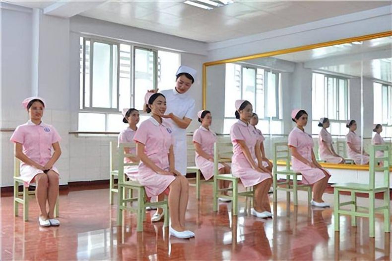 潍坊护理职业学院2023年招生计划-1 潍坊护理职业学院2023年招生计划-广东技校排名网