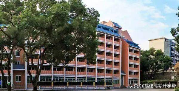 福建职校排名前二十名学校，重点专业是什么？-1