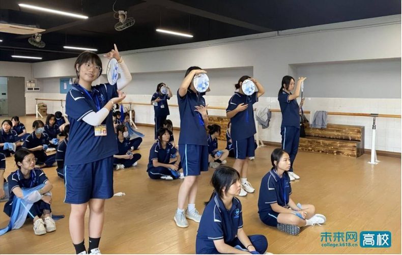 广州市白云工商技师学院-别具特色的入学教育-1 广州市白云工商技师学院-别具特色的入学教育-广东技校排名网