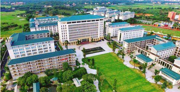 广州华夏职业学院成人高考专业-各个专业收费标准-1 广州华夏职业学院成人高考专业-各个专业收费标准-广东技校排名网