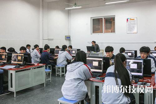 开平吴汉良理工学校2023年网站网址-广东技校排名网