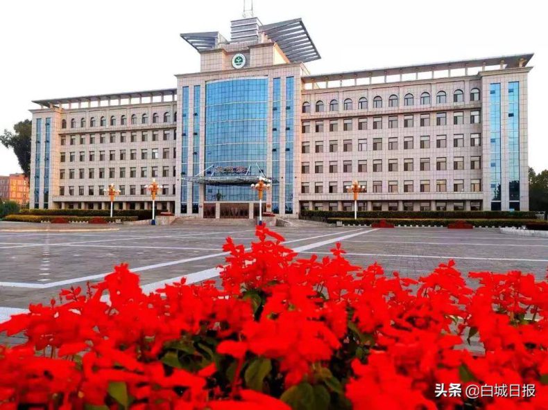 白城医学高等专科学校分数线（附：2022年录取分数线）-1