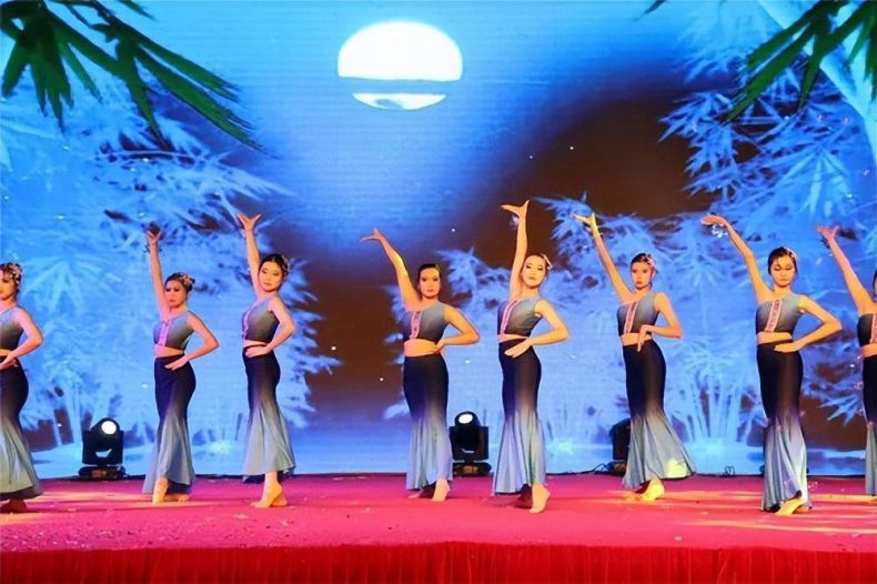 广东初中毕业学计算机去哪个学校-广东学互联网最好技校-1 广东初中毕业学计算机去哪个学校-广东学互联网最好技校-广东技校排名网