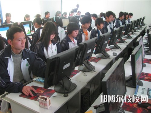 李伟强职业技术学校2023年怎么样、好不好-广东技校排名网