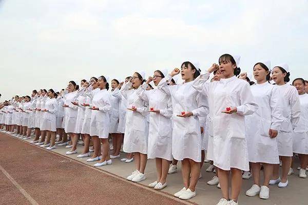 2023年枣庄卫校招生条件和报考资格公布-1 2023年枣庄卫校招生条件和报考资格公布-广东技校排名网