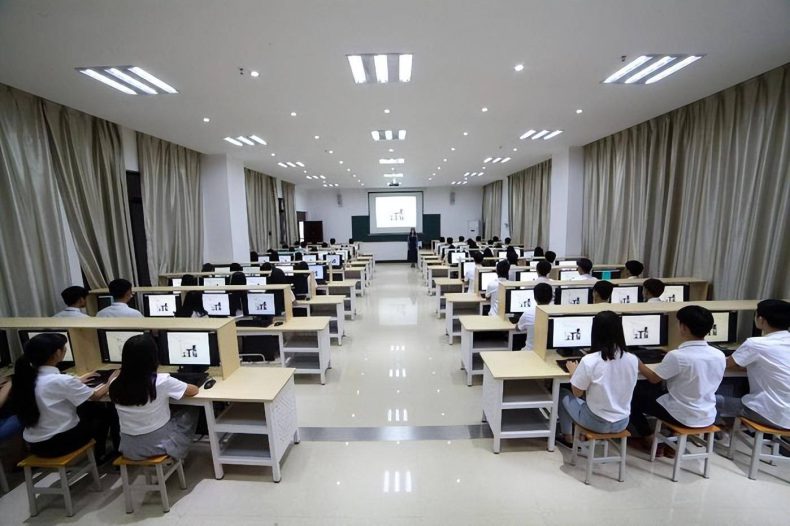 中专电子商务主要课程-广东省电子商务中专学校推荐-1 中专电子商务主要课程-广东省电子商务中专学校推荐-广东技校排名网